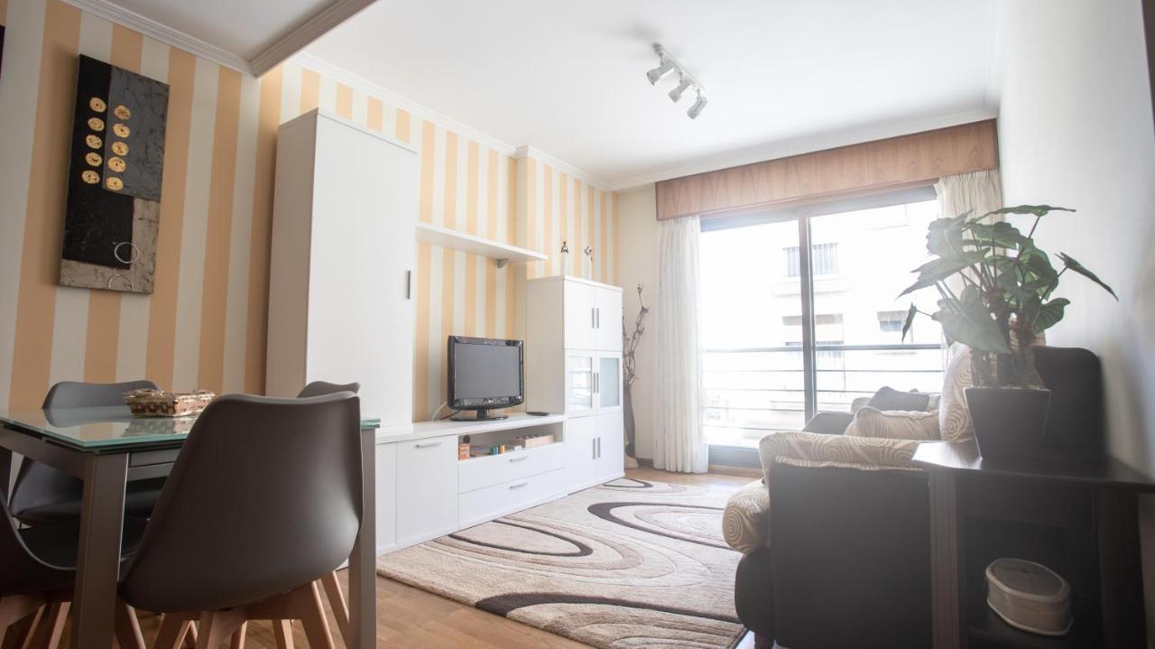 Apartamento En El Centro Con Plaza De Garaje A Guarda Exteriör bild